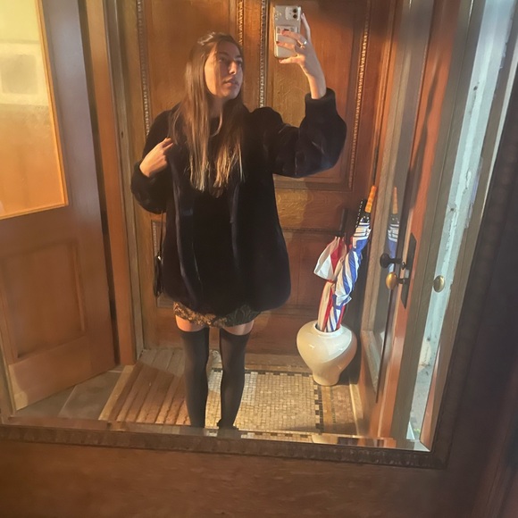 Meet your Posher, Eliza - Picture 6 of 10